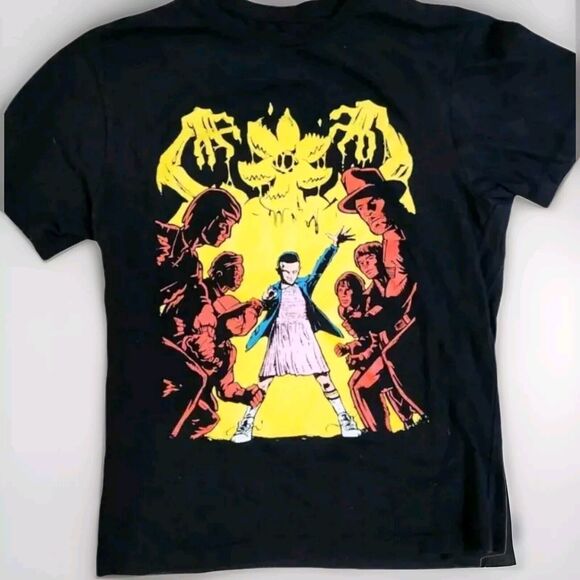 Stranger Things T-Shirt Medium Black Graphic Shirt Eleven Hopper Demogorgon - Picture 1 of 13